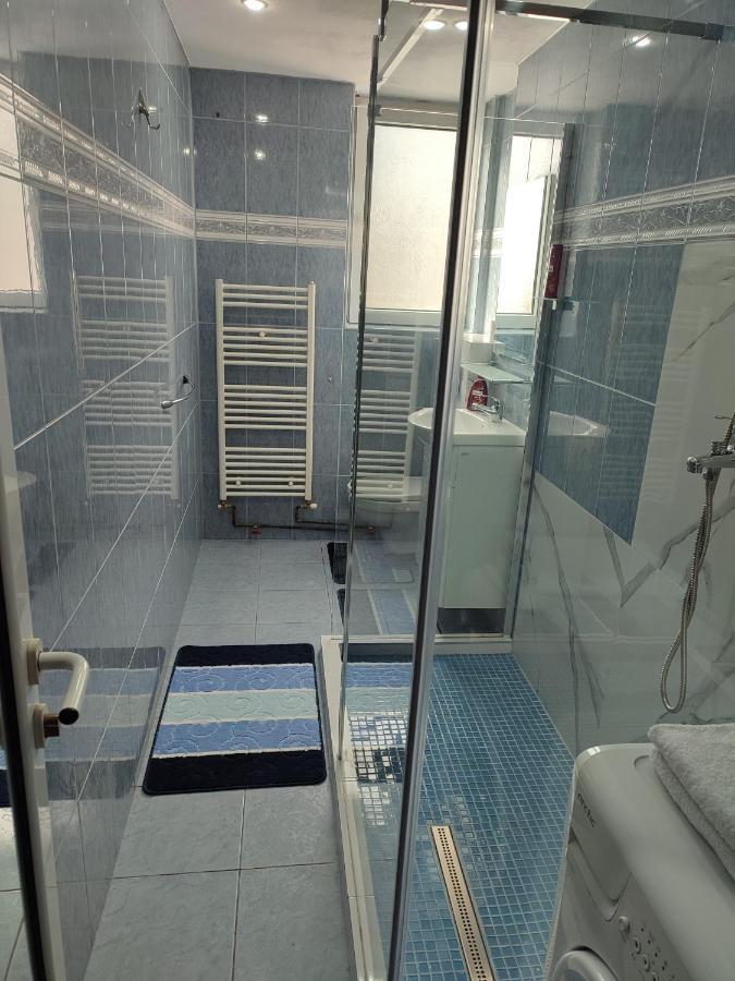 Lafru Apartment Zarnesti Ngoại thất bức ảnh